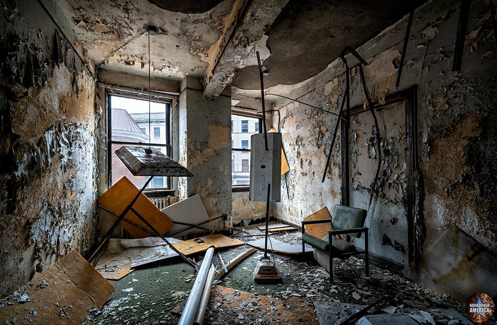 Lonely Vacuum Cleaner Union Station, Brownsville, PA