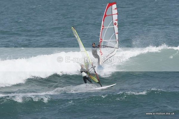 WS 160509  80 - Windsurfing