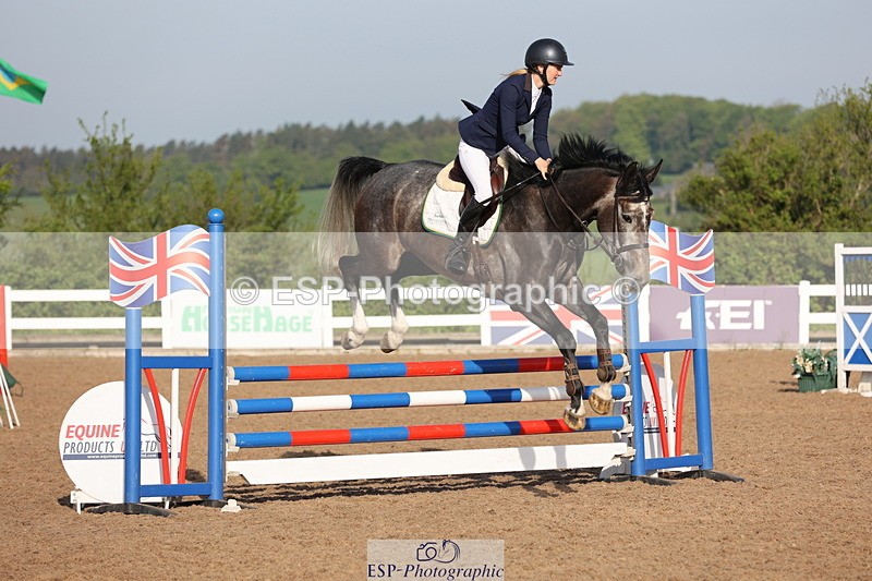 240510A-081151-04117 - Cls 13 British Novice and 90cm Open