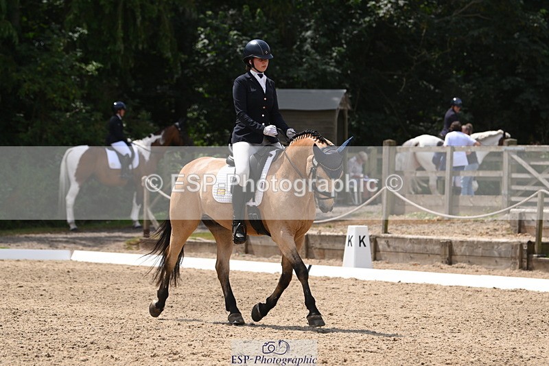 250719A-125419-05150 - 141-Chloe.Dunn-Towerhill.Shamie