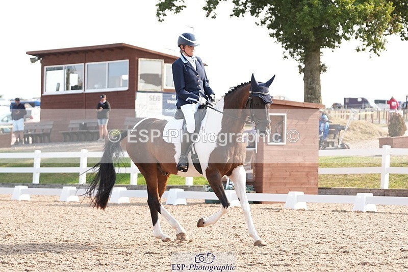 250817-092326-07141 - 089-Sophie.SavageTwo.Tone.Ted