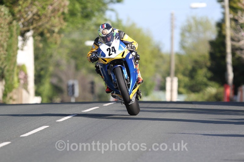 IMG_4309 - Thursday Practice  TT 2013