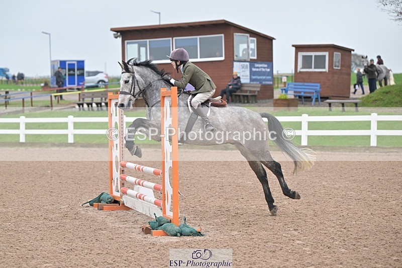 251116-103807-01124 - Cls 4 Pony British Novice and 80cm Open