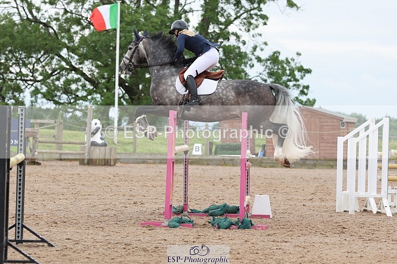 250524-101623-04128 - Cls 13  A&B 1.05m & 1.10m open