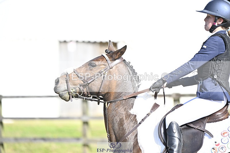 240823X-100008-15012 - 60cm R2 9.30 to 11.00