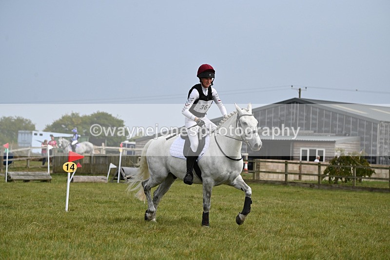 WJ6_1753 - 60cm XC Time 13:22 to 13:53