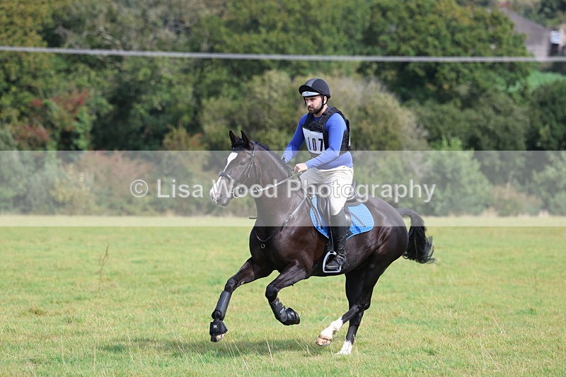 3E7A6503 - Class 1: Trebudannon Open: Pheasant Feeder