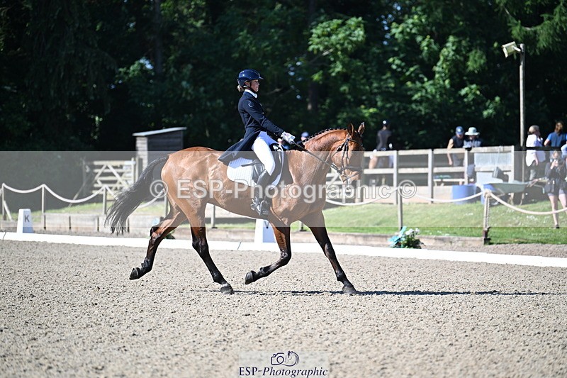 250522A-092015-02668 - A-001-Jemima.Howden-HEADS.UP