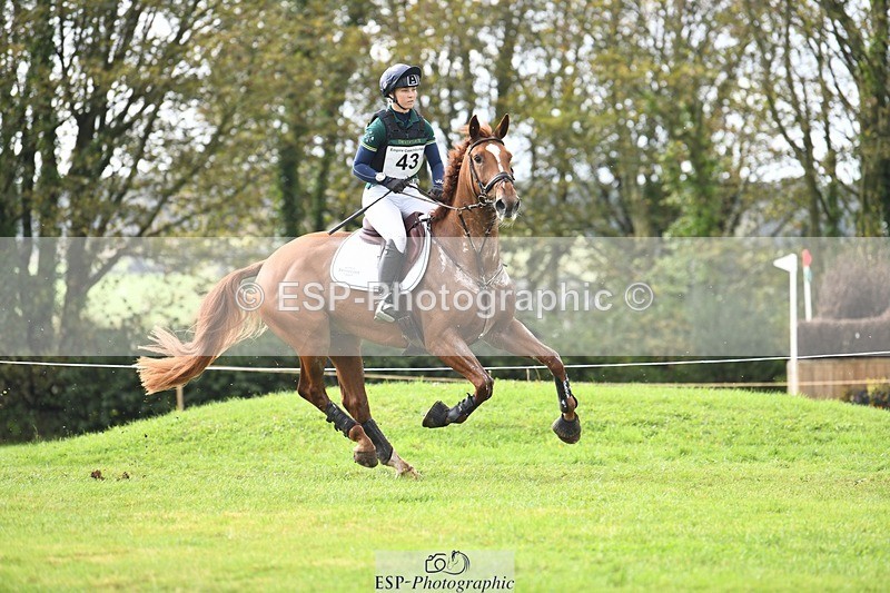 231020-124319-08592 - 043-OTTENTIK.NOBILITY-Dani.Evans-XC