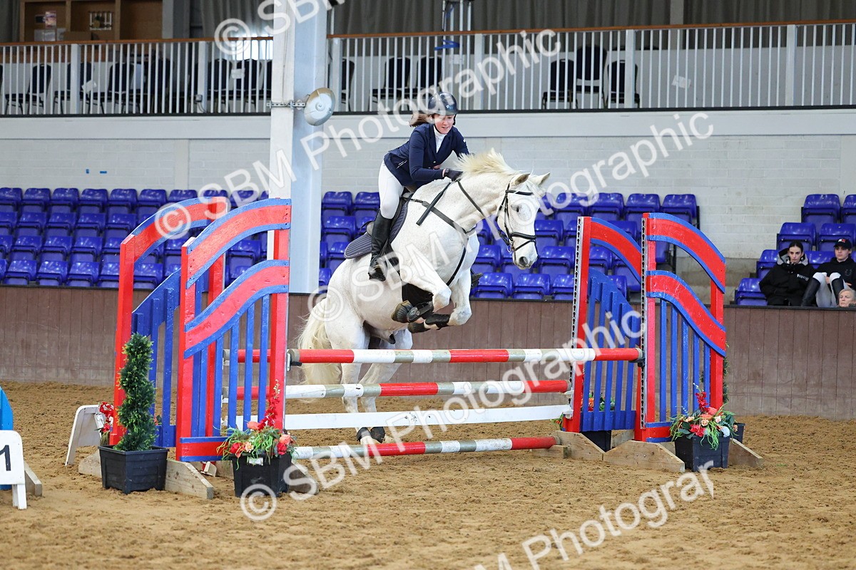 SBM_005760 - Class 22 - Bliss of London Novice Winter Championship Qualifier 90cm