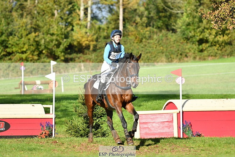 251025A-151104-21749 - G-559-Eleanor.Dunachie