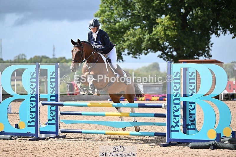 250831-144427-11324 - N-676-Tina.Wallace