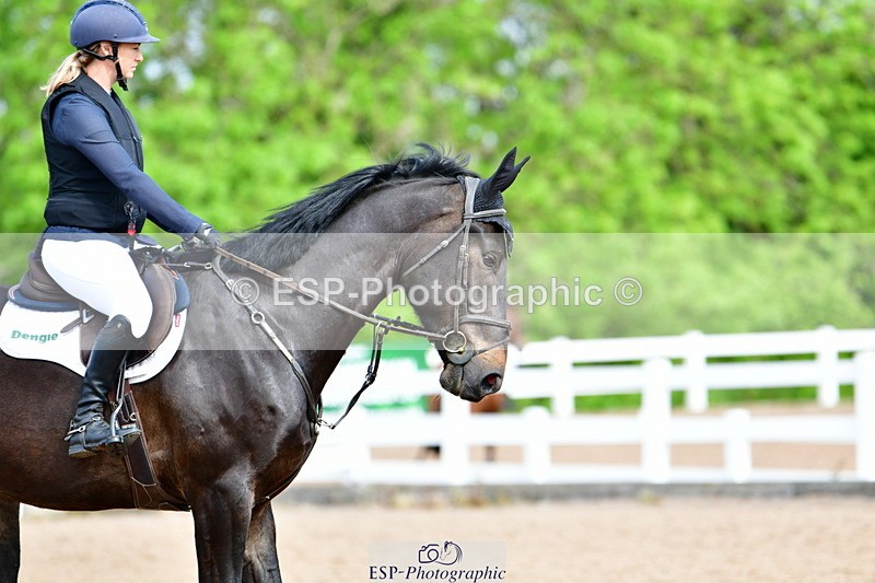 240526A-093841-07132 - Cls 32 British Novice and 90cm Open