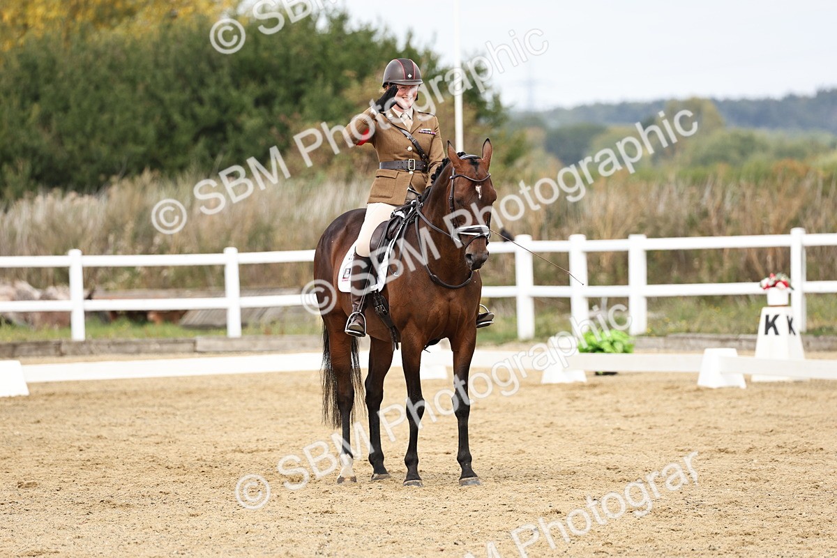 SBM_018312 - Class 16 - Novice 5 - 11.12-12.01