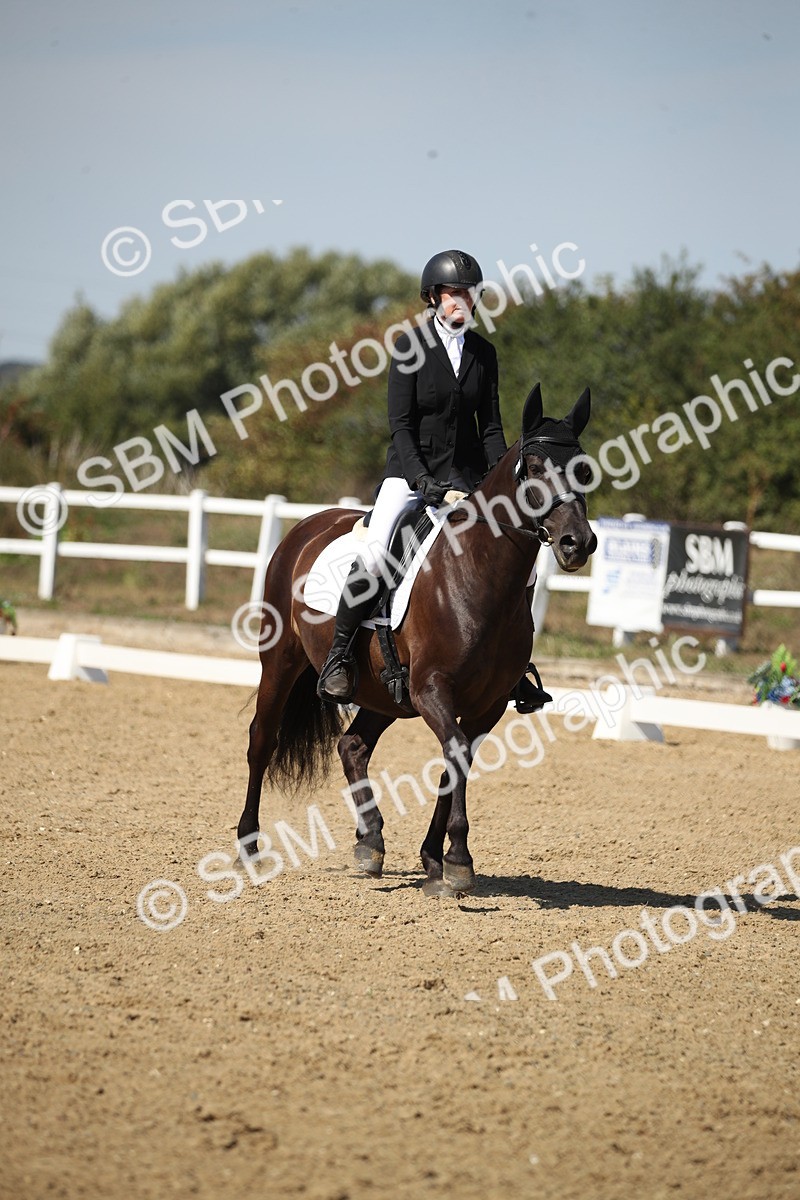 SBM_005735 - Class 11 - Novice 5 - 13.19-14.22