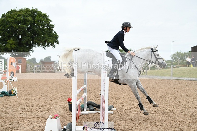 250807-111510-00537 - 90cm Round 1