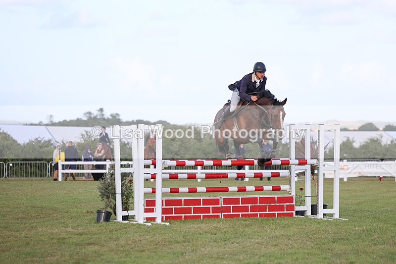 3E7A4964 - Class C1: Showjumping Senior Newcomers/1.10m open