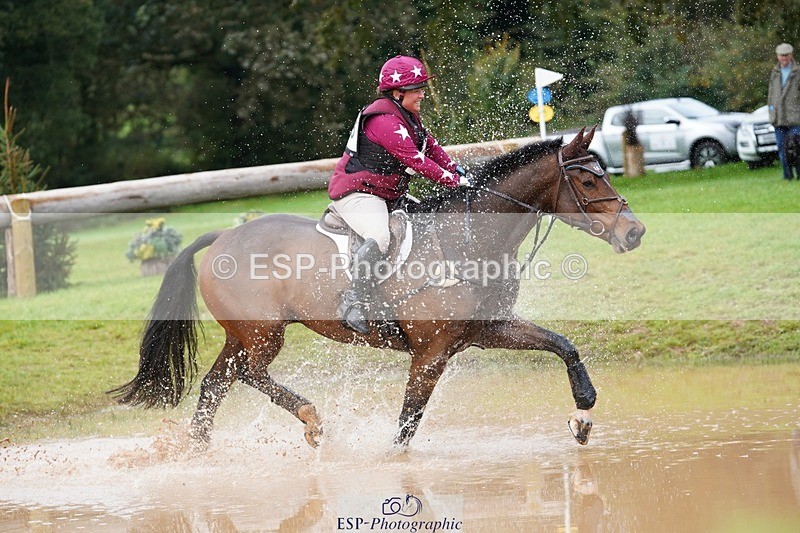 231021-130224-17228 - 415-RVS.BERLIN-Rebecca.Bush-SC+XC