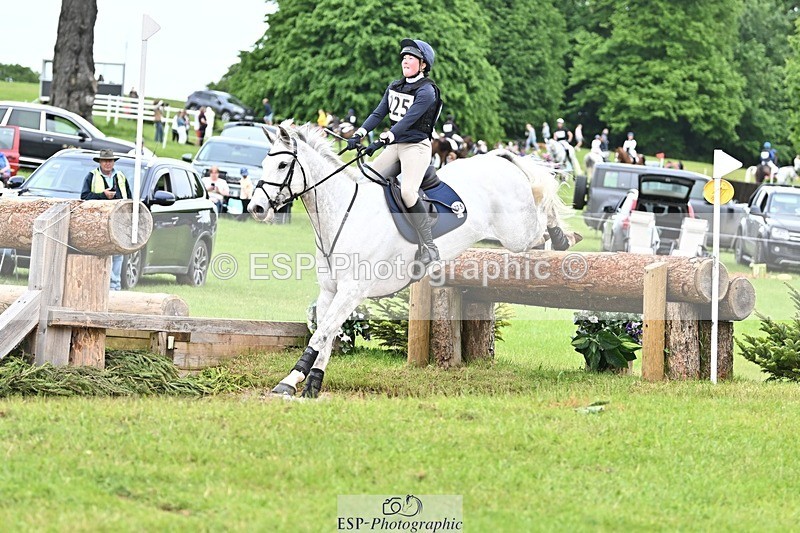 240525-154409-17276 - 225-SLEEHAUN_DANCER-Megan_Lawrence