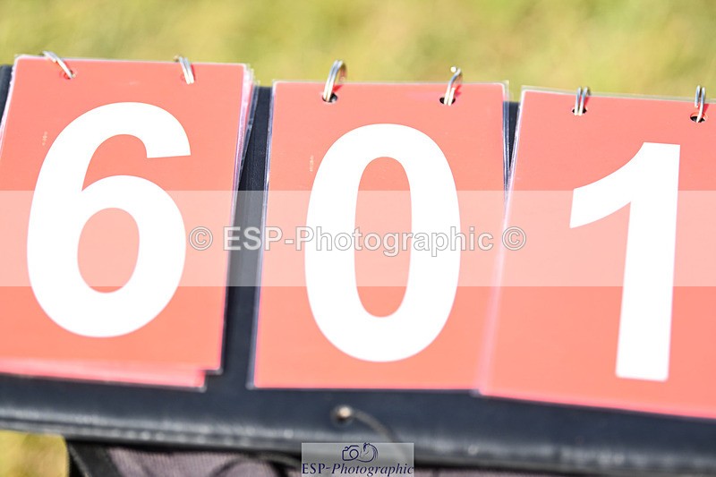 240825X-113719-32085 - 70cm XC 11.00 to 12.00