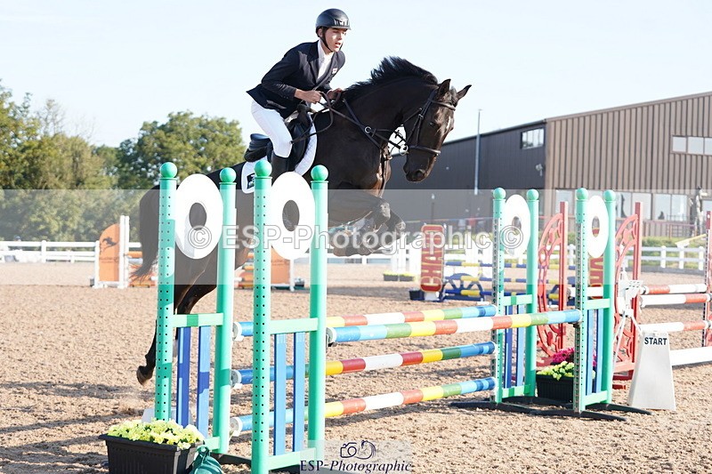 240915A-085914-08524 - Cls 31 Snr British Novice and 90cm Open