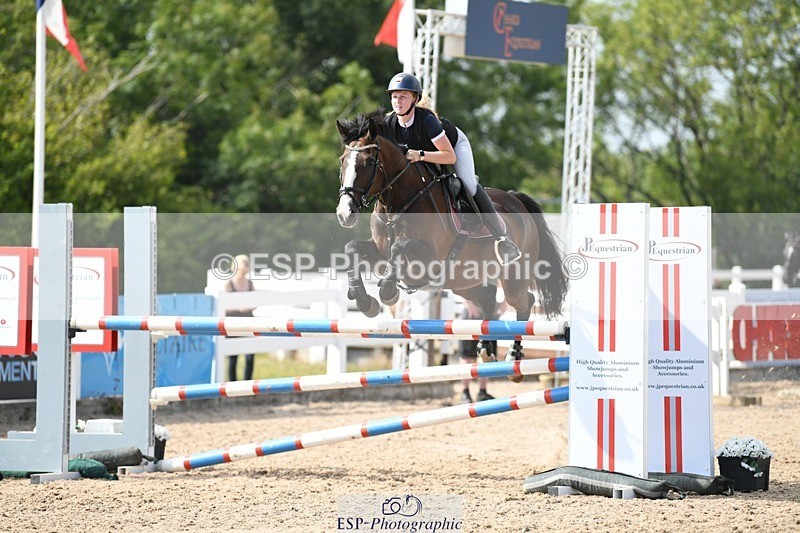 250725-164013-03986 - Cls 10 1.05m Amateur Quali
