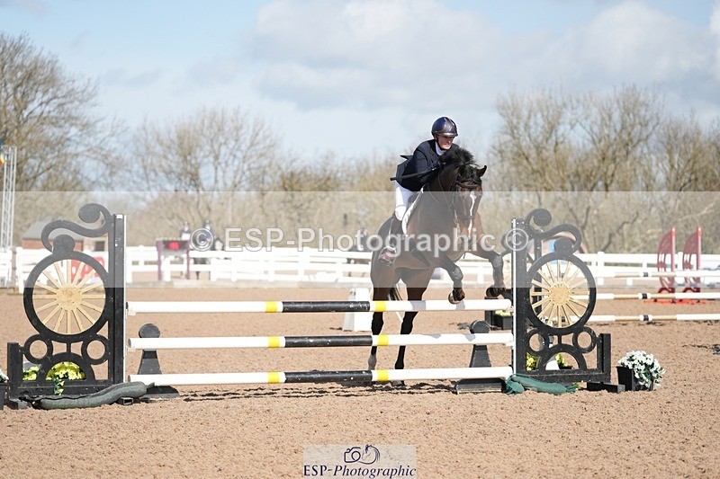 250329-101856-03589 - Cls 20 British Novice and 90cm