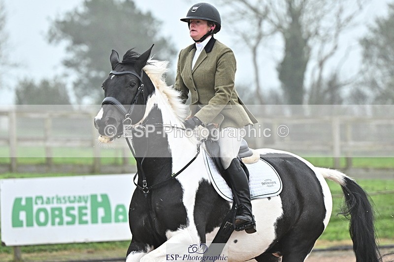 241103A-104801-06759 - SUN Cls 18 British Novice and 90cm Open