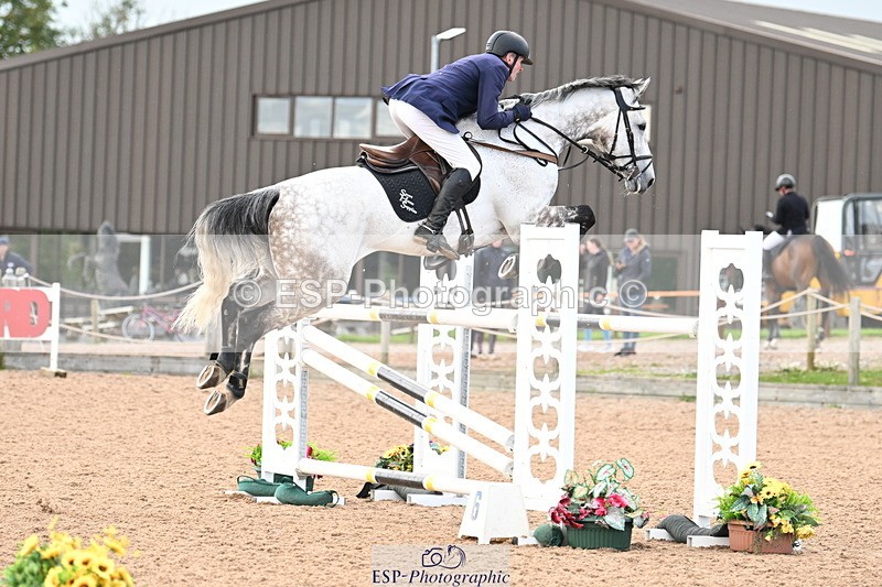 240912A-155906-02399 - Cls 6 National 1.40m Open