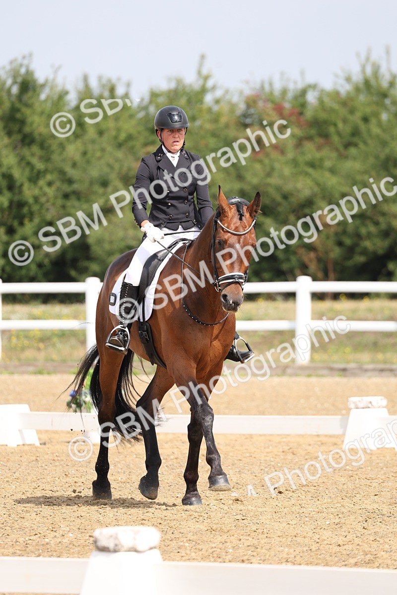 SBM_005867 - Class 6 - Novice 6 - 10.26-11.29