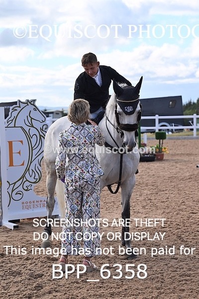 BPP_6358 - CLASS 11 THURS GFS Saddles Senior Newcomers/1.10m Open