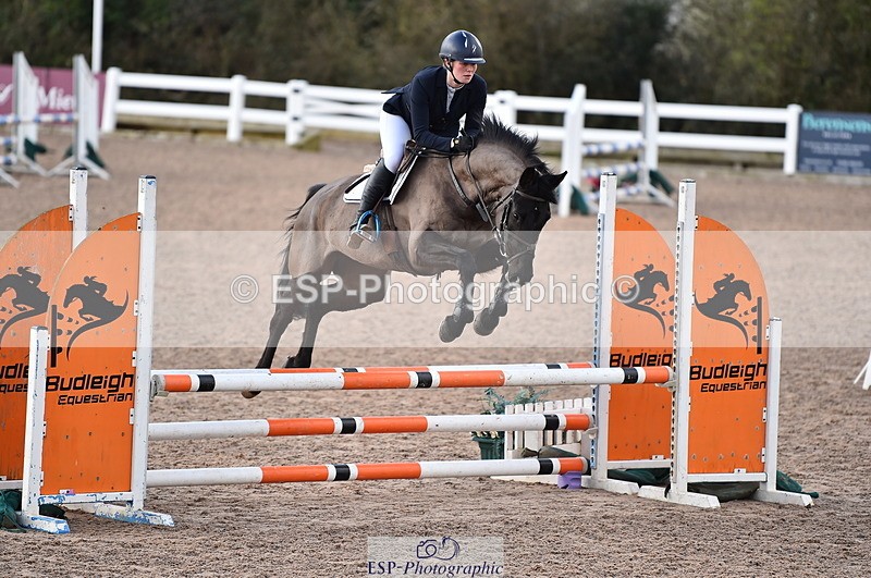 240315A-102818-00567 - Cls 8 British Novice and 90cm Open