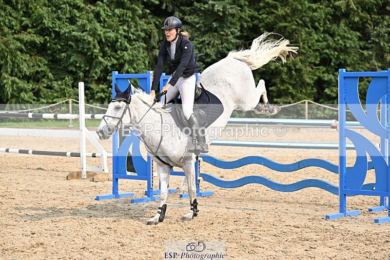 240818-153919-05265 - Cls 12A Snr Foxhunter & 1.20m Open