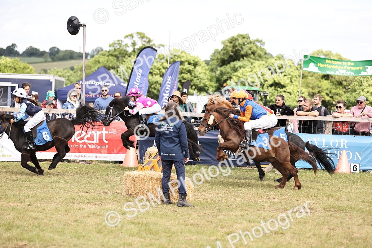 SBM_16443 - Dinky Derby