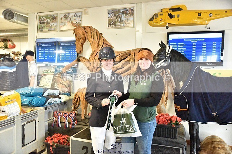 250214-130624-00328 - Freestyle Medium Silver Presentation