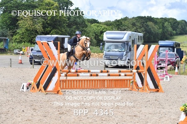 BPP_4345 - CLASS 19 SUN Springboard 128cm/ 138cm Restricted Handicap