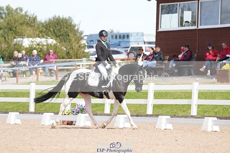 250906-135117-03774 - 020-Leo.De-ValentinoBarfields.Cosmopolitan