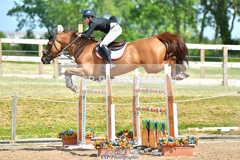 230609A-153003-01593 - Cls 6 National 1.40m