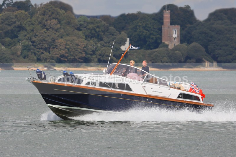 170919 SABRE - SWORDSMAN I 1Y3A1901 - Motorboats - Open