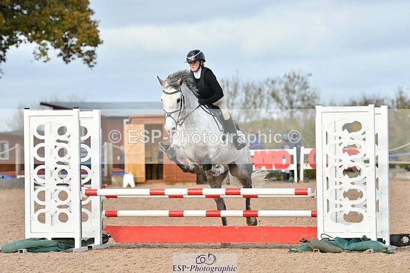 251026-114303-02583 - Cls 23+24 80cm Club and Schools