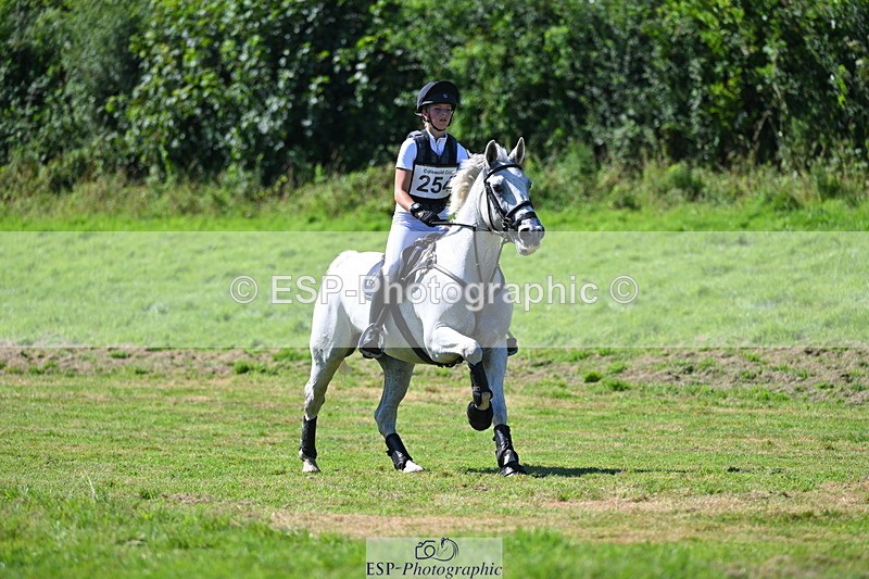 240811A-151527-05716 - 254-