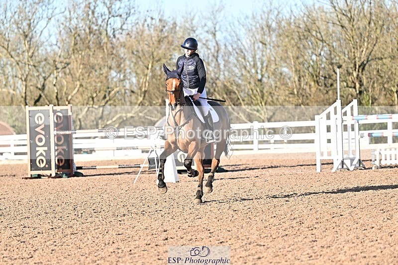 251203-135129-00734 - Cls 5 Foxhunter and 1.20m Open