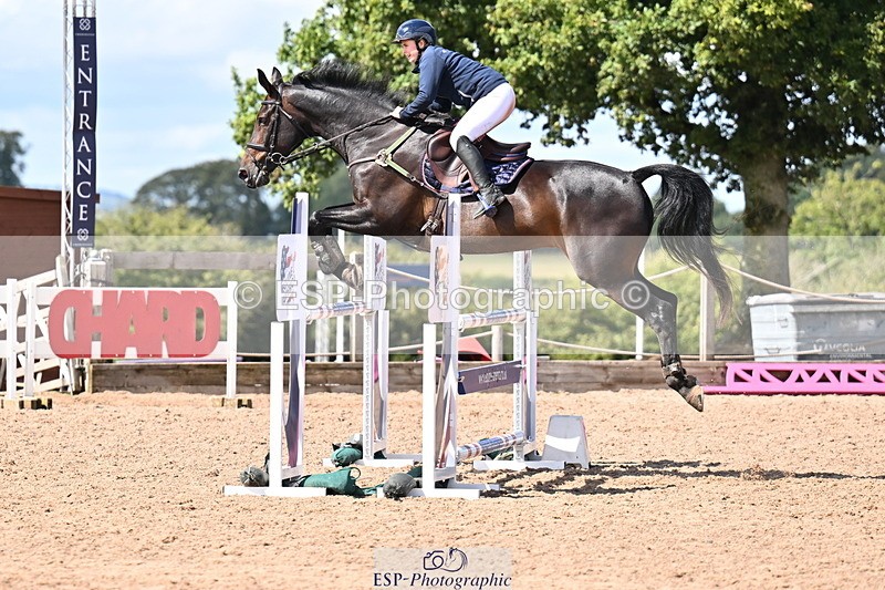 250827B-131907-00529 - Cls 4 Snr Newcomers 1.10m