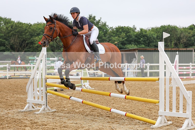 3E7A6381 - Class 8: Senior Newcomers/1.10m open