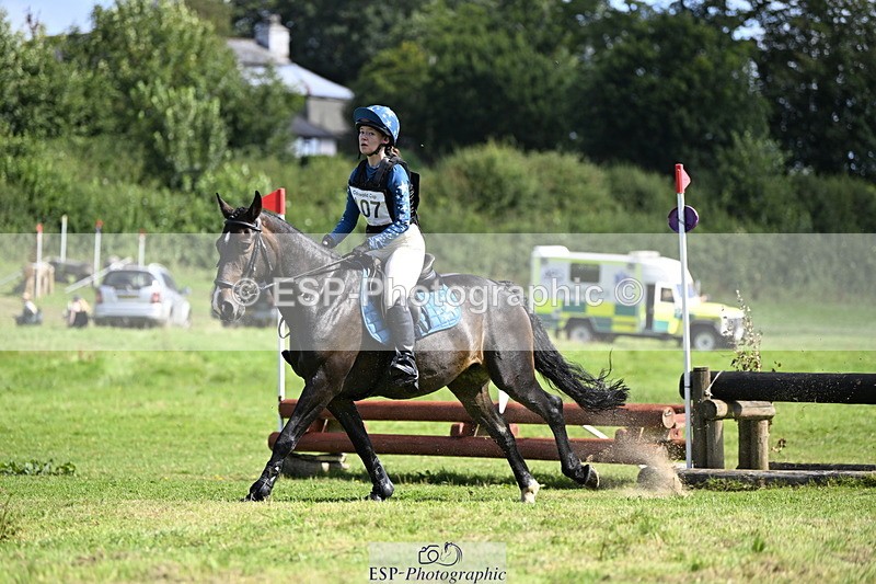 240811A-105353-01260 - 107-