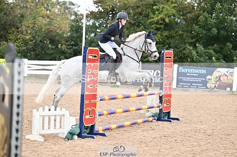 250920-110852-00395 - Cls 22+23 Club and Schools 70cm