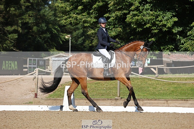 240719-090433-00014 - 171-Sophie_Hawke-Enormouse