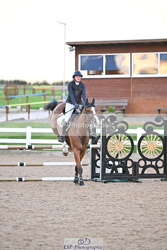 240903A-193617-01454 - Cls 7a 7b & 8 90cm