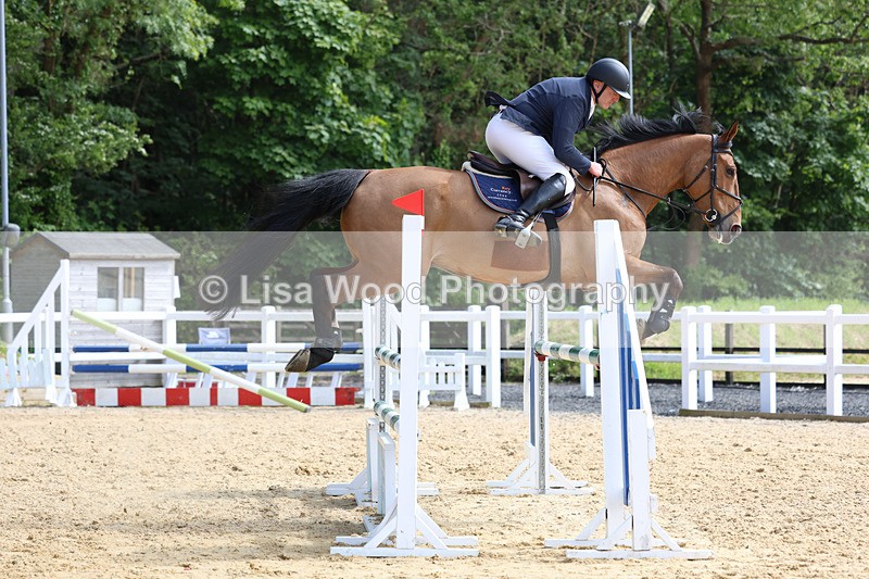 3E7A1189 - Class 14: Senior 1.15m Open