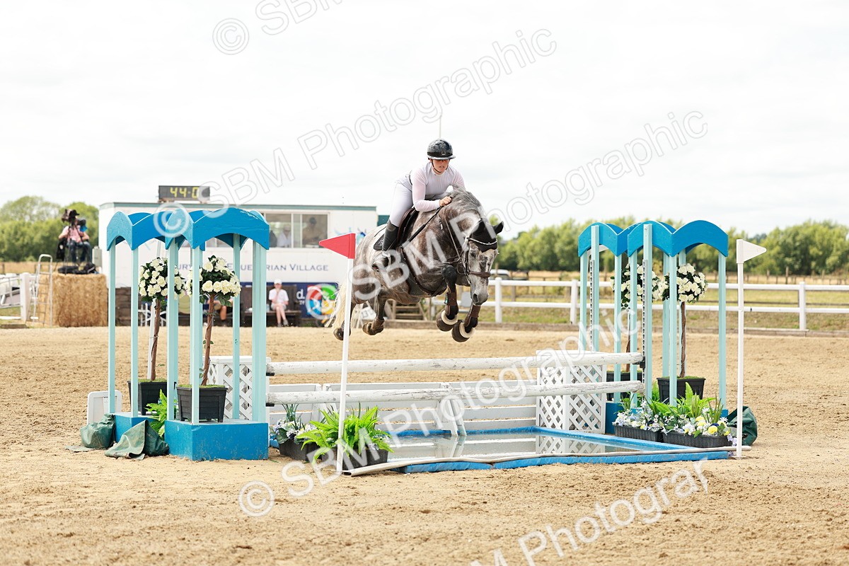SBM_018902 - Class 21 - Senior Newcomers Championship 2d Rd